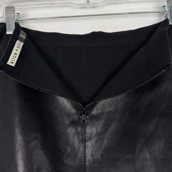 Alice + Olivia Rubi Vegan Leather Lace-Trim Mini Skirt in Black Size 2 EUC - Picture 12 of 13
